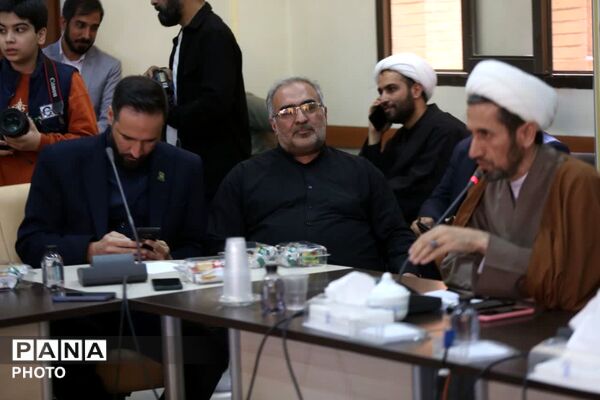 نشست خبری تشریح برنامه‌های دهه کرامت در قم