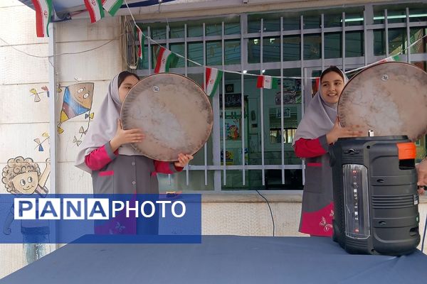 جشن پیروزی انقلاب اسلامی در مدارس منطقه کهریزک 