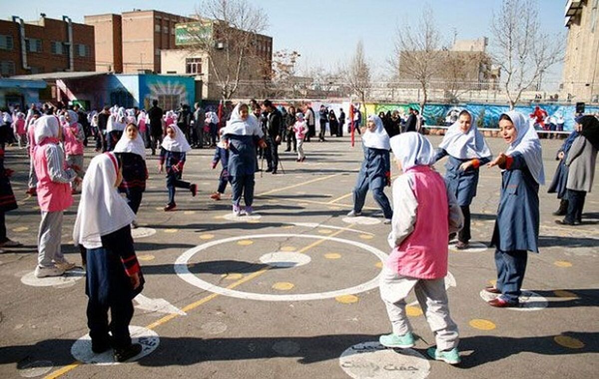 احساس تنهایی و سردرگمی با ترک دوستان صمیمی