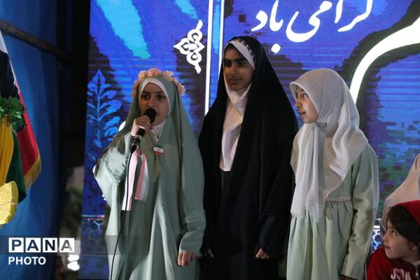 تقدیر از معلمان نمونه آستارا 