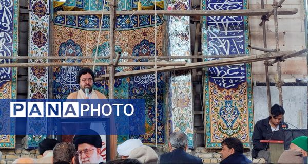 حضور با شکوه مردم شهر نسر و رباطسنگ در نماز عید سعید فطر 