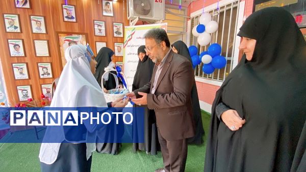 افتتاحیه سفیران سلامت مدرسه دخترانه شهید نوری