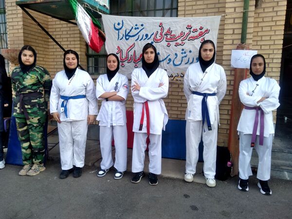 المپیاد ورزشی درون مدرسه‌ای دبیرستان دخترانه عرفان ناحیه سه شیراز