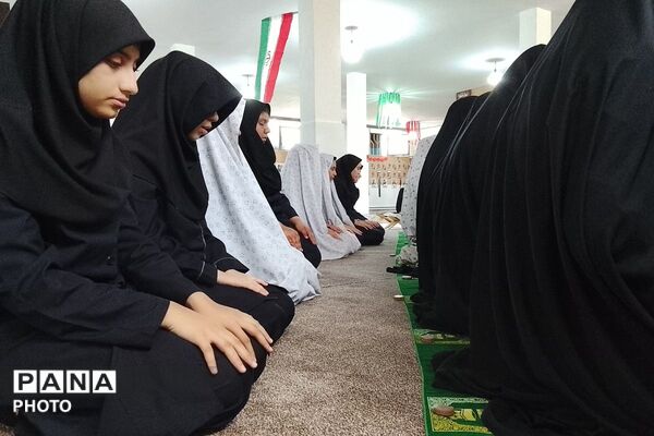 از سجاده های مدرسه تا آیه های فتح 