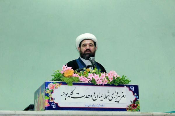  نماز عبادی، سیاسی جمعه با رنگ و بوی دهه فجر در فاروج