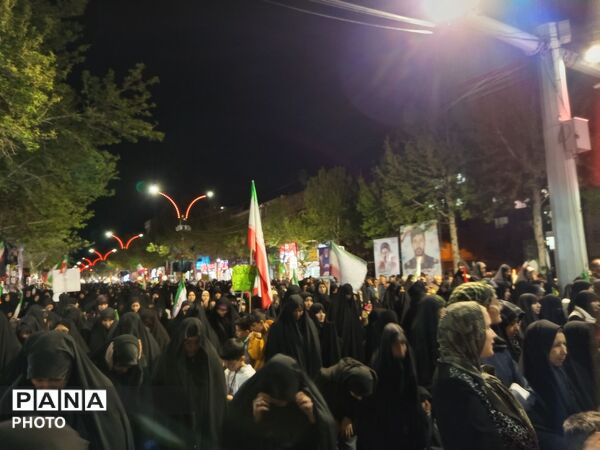 سی و دو شب مقابله؛ جمعیت پرشور تر از هر شب