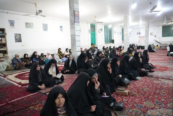 چلچراغ آیه‌ها و جشن ولادت حضرت فاطمه‌زهرا(س) در گالیکش