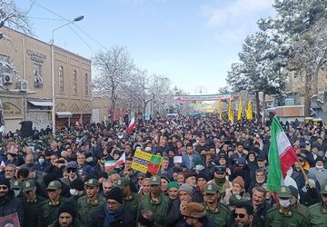 راهپیمایی ۲۲ بهمن در نیشابور