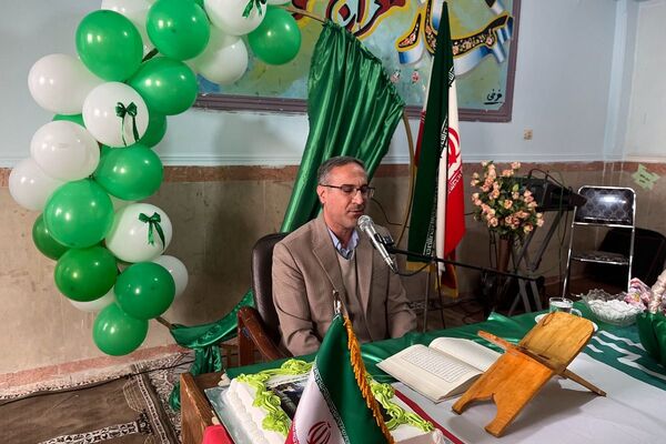 محفل انس با قرآن به مناسبت ولادت حضرت مهدی(عج)در دبیرستان طریقت جوادآباد