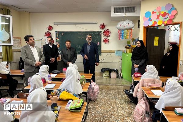 جشنواره بازی‌ وارسازی مدارس منطقه کهریزک 