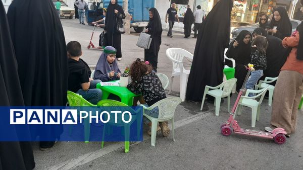 خادمی عاشقانه