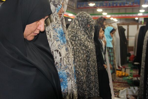  برگزاری‌ مراسم‌ نمازجمعه در مصلی بزرگ نسیم‌شهر