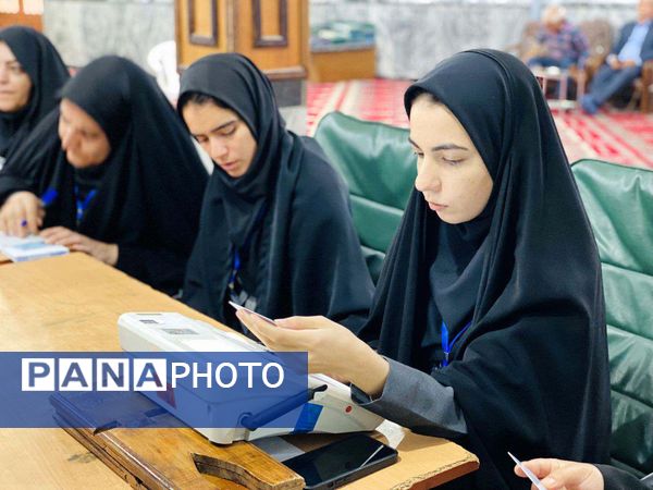 حضور پرشکوه مردم مه ولات در دور دوم انتخابات ریاست‌جمهوری