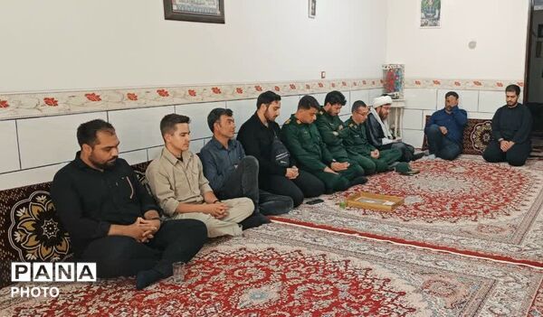 دیدار اعضای کمیته خادم الشهدا شهرستان کبودرآهنگ با خانواده شهدا