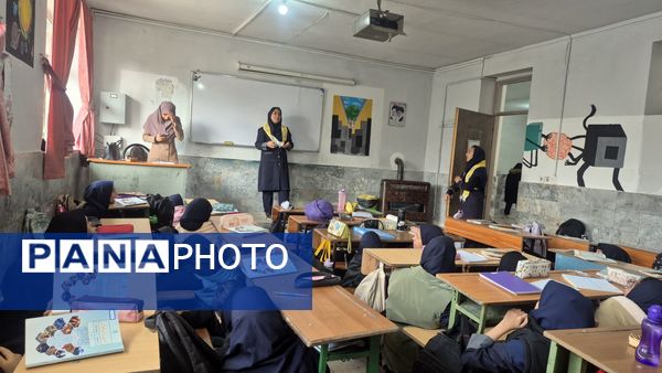  مانور زلزله در مدرسه سمانه ناحیه یک 