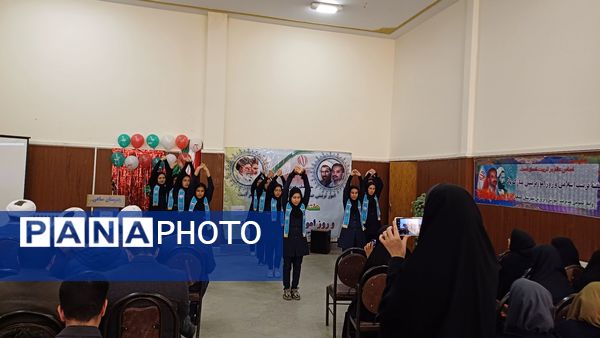 مراسم تقدیر از مربیان پرورشی شهرستان کمیجان