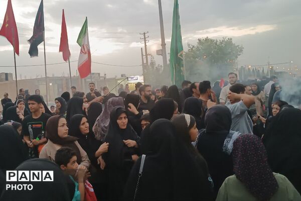دلدادگی فرهنگیان در موکب اربعین حسینی