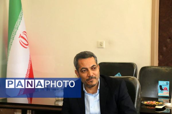 تجلیل از دانش‌آموز خبرنگاران پانا