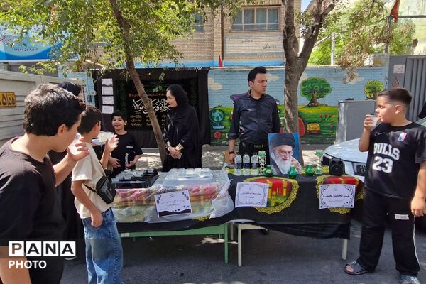 برپایی موکب توسط مدارس ناحیه دو شهرری به مناسبت اربعین حسینی 
