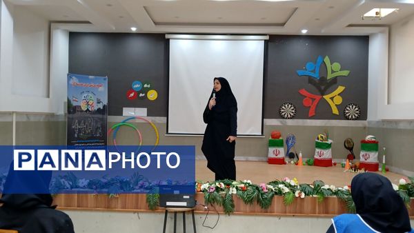 برگزاری المپیاد درون مدرسه ای در دبیرستان مهشید مصلی نژاد 