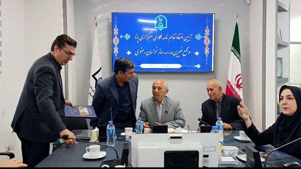 افتتاح اتاق خبر در مجمع خیرین مدرسه ساز خراسان رضوی 
