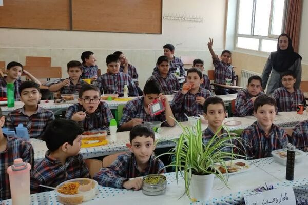  ناهار وحدت موج همدلی و صمیمیت