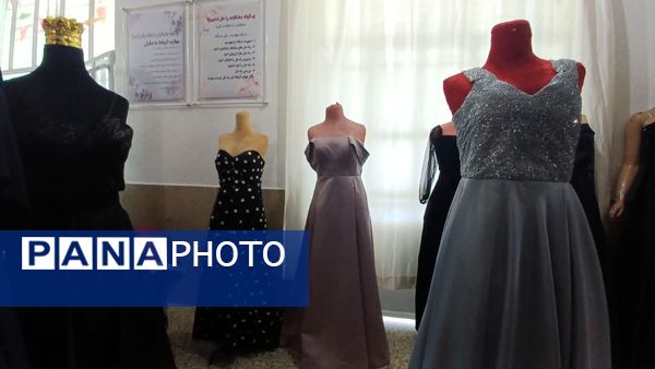 گالری هنر در هنرستان شهید بخشنده زرقان 