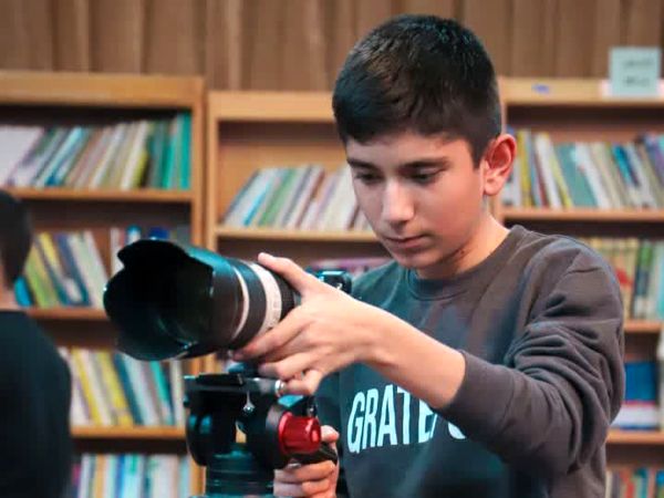 جلوه‌ای از اعتکاف دانش‌آموزی در مسجد امام علی‌بن‌ابی‌طالب (ع)