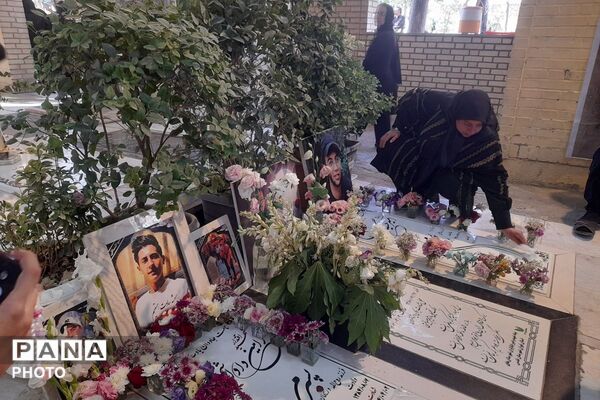  مراسم سوگواری در مزار شهدا برای عاشورای حسینی در شهر قدس