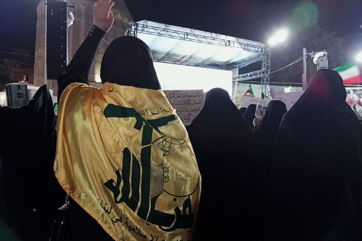 تداوم تجمعات شبانه در میدان امام خمینی (ره)