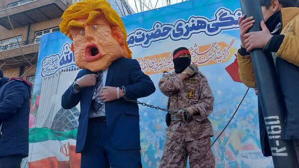 ۲۲ بهمن روز حیرت برای جهانیان