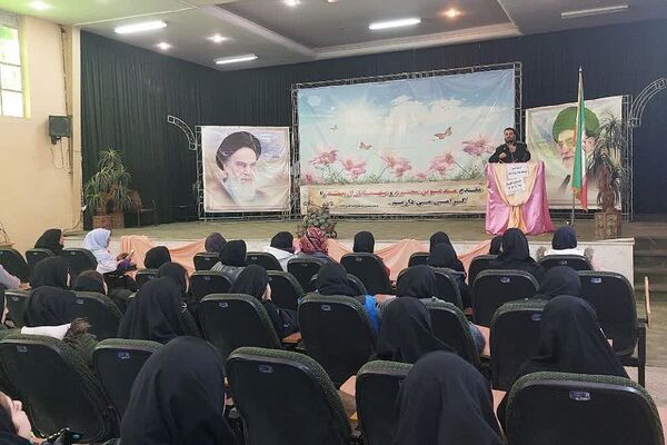 برگزاری جلسه توجیهی آسیب‌های اجتماعی در دبیرستان فتح المبین ناحیه دو شهرری 