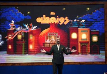 دریافت جایزه «نشان فردوسی» توسط نیما کرمی مجری برنامه «دونقطه» شبکه دو