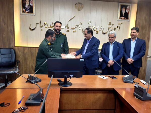 تودیع و معارفه مسئول بسیج دانش‌‌آموزی برادران ناحیه یک بندرعباس