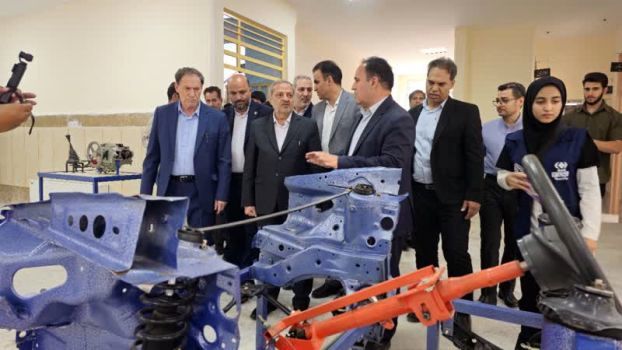 دانش‌آموزان بر اساس علایق و استعدادهای خود وارد بازار کار شوند