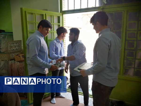  مراسم یادبود سید مقاومت توسط دانش‌آموزان تنگستانی 