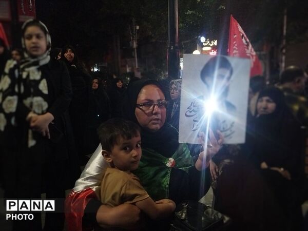 شبی دیگر در سایه سرای مسجد جامع شهرستان نیشابور با حضور نماینده مردم نیشابور 