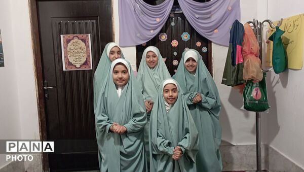 مراسم تقدیر از مادران دارای چند فرزند و برپایی سفره ام‌البنین (س) در مشهد