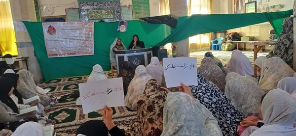 شور و حضور بانوان در مراسم معنوی اعتکاف در شوراب صغیر 