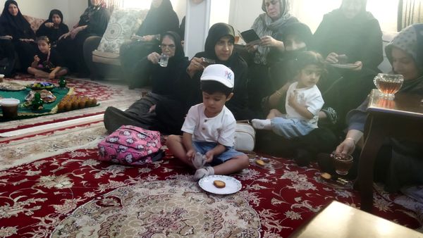 بر پایی روضه خانگی در قائمشهر
