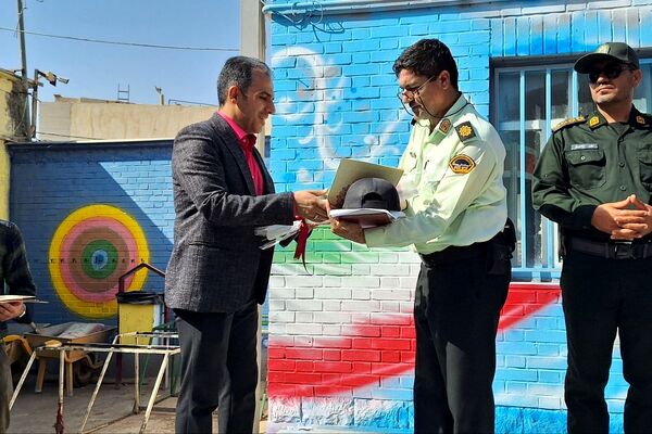 گرامیداشت هفته فراجا در دبستان های جعفریه و شیخ جنید شهرستان پیشوا