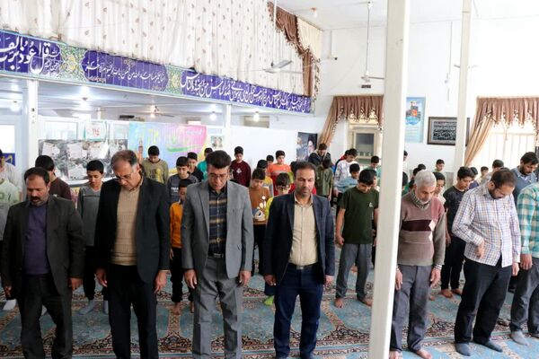 بازدید مدیر آموزش‌وپرورش شهرستان ابرکوه ازاعتکاف دانش آموزان