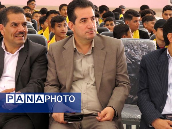 برگزاری اردوی تمشک پسران در اردوگاه شهید چمران بجنورد 