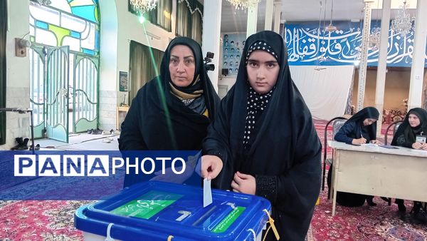 حضور در انتخابات؛ سیلی به استکبار است