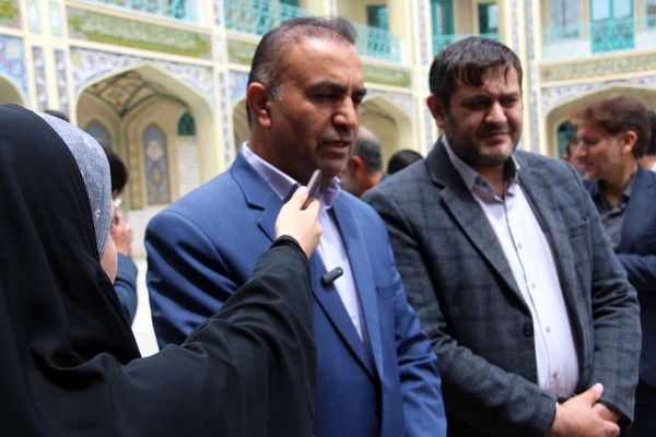 نماز جمعه شهرکرد با عطر حضور معلمان