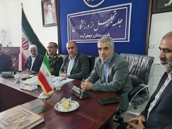 تجلیل از دختران برگزیده رشته‌های علمی ورزشی شهرستان جعفرآباد