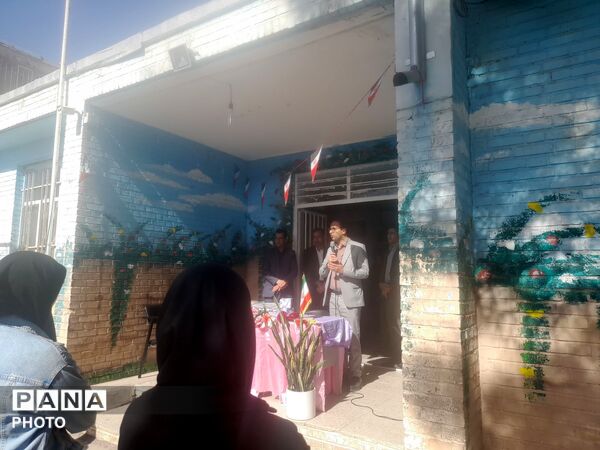 تقدیر از برگزیدگان استانی ششمین جشنواره پژوهش‌سراهای خراسان رضوی در باخرز