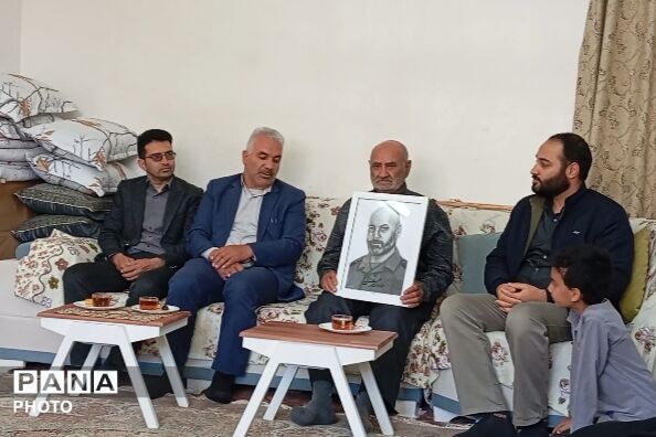  از قاب یک هنرمند تا دل یک مادر شهید