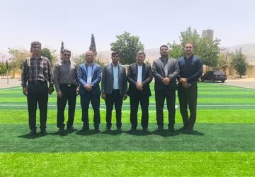 افتتاح زمین چمن مصنوعی دبیرستان شهید چمران زرقان