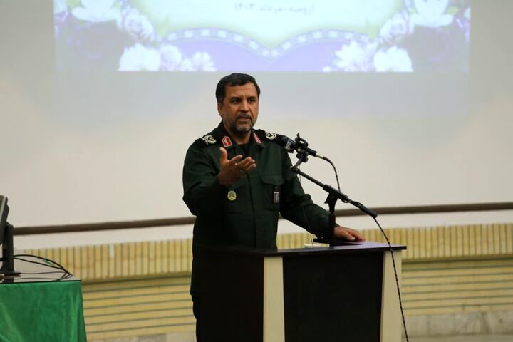 فرماندهان واحدهای پیشگام بسیج دانش آموزی  الگوی زن سوم مسلمان در حوزه حجاب و فعالیت در جامعه هستند